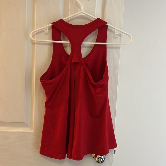 NWOT EleVen by Venus Williams Red Tank - Picture 2 of 8